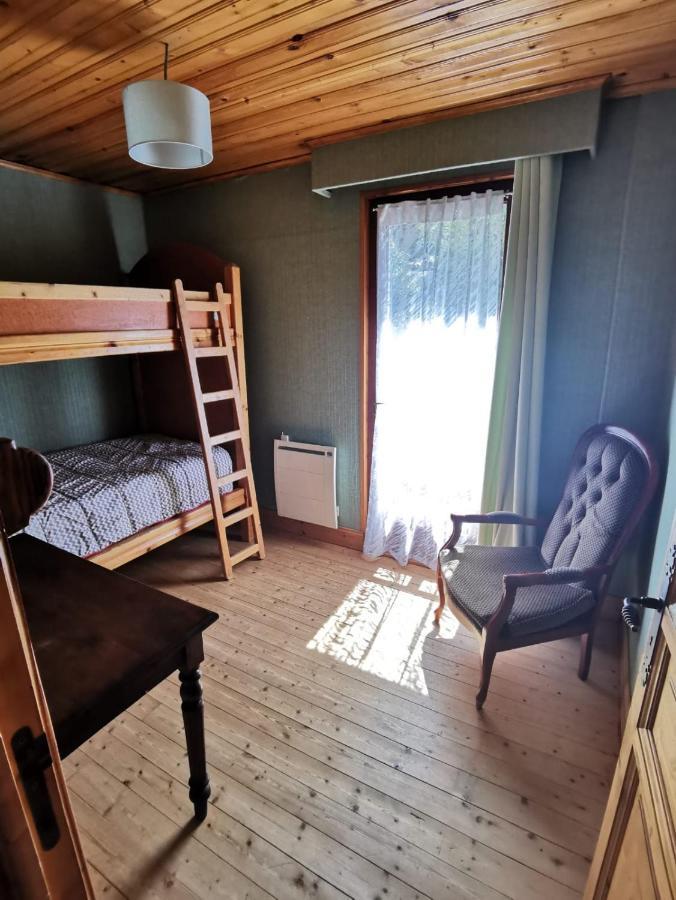 Authentique Chalet Vue Sur Le Lac Et Les Pistes Besse-et-Saint-Anastaise Εξωτερικό φωτογραφία